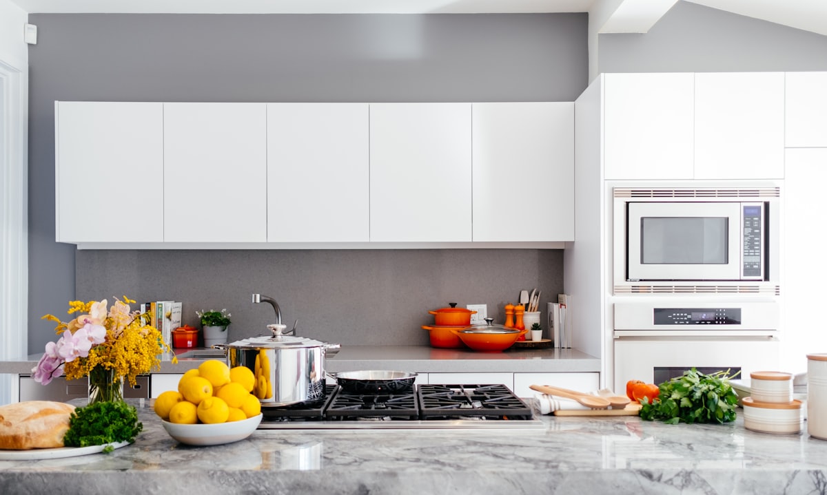 Clean, bright kitchen after a Missouri City house cleaning